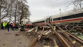 ICE rammt in Hamburg Sattelzug – mindestens zwei Verletzte